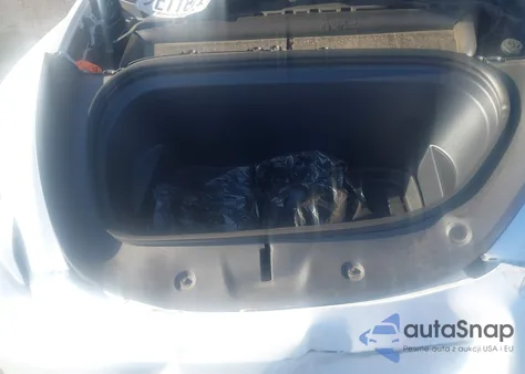 2023 Tesla Model Y z USA, uszkodzony, nr VIN 7SAYGAEEXPF591848